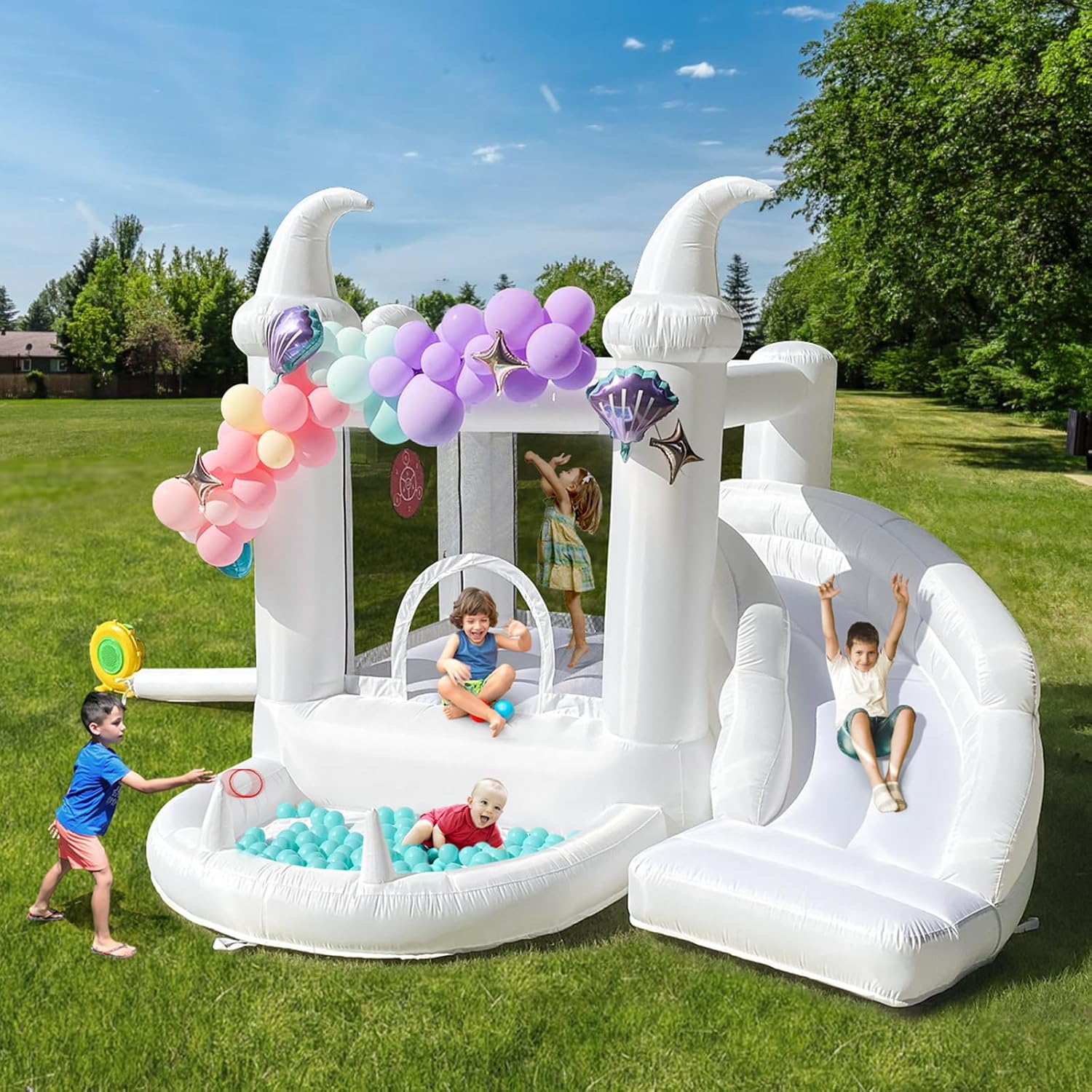 White Inflatable Bouncy Castle - Kids Outdoor Jumping recensione e prezzo